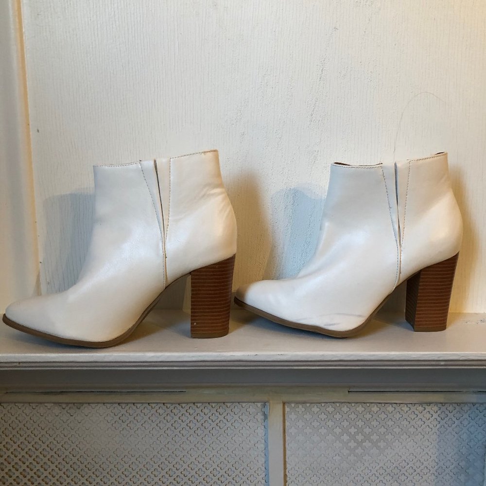 White Pointed Toe Heel Booties - image 3